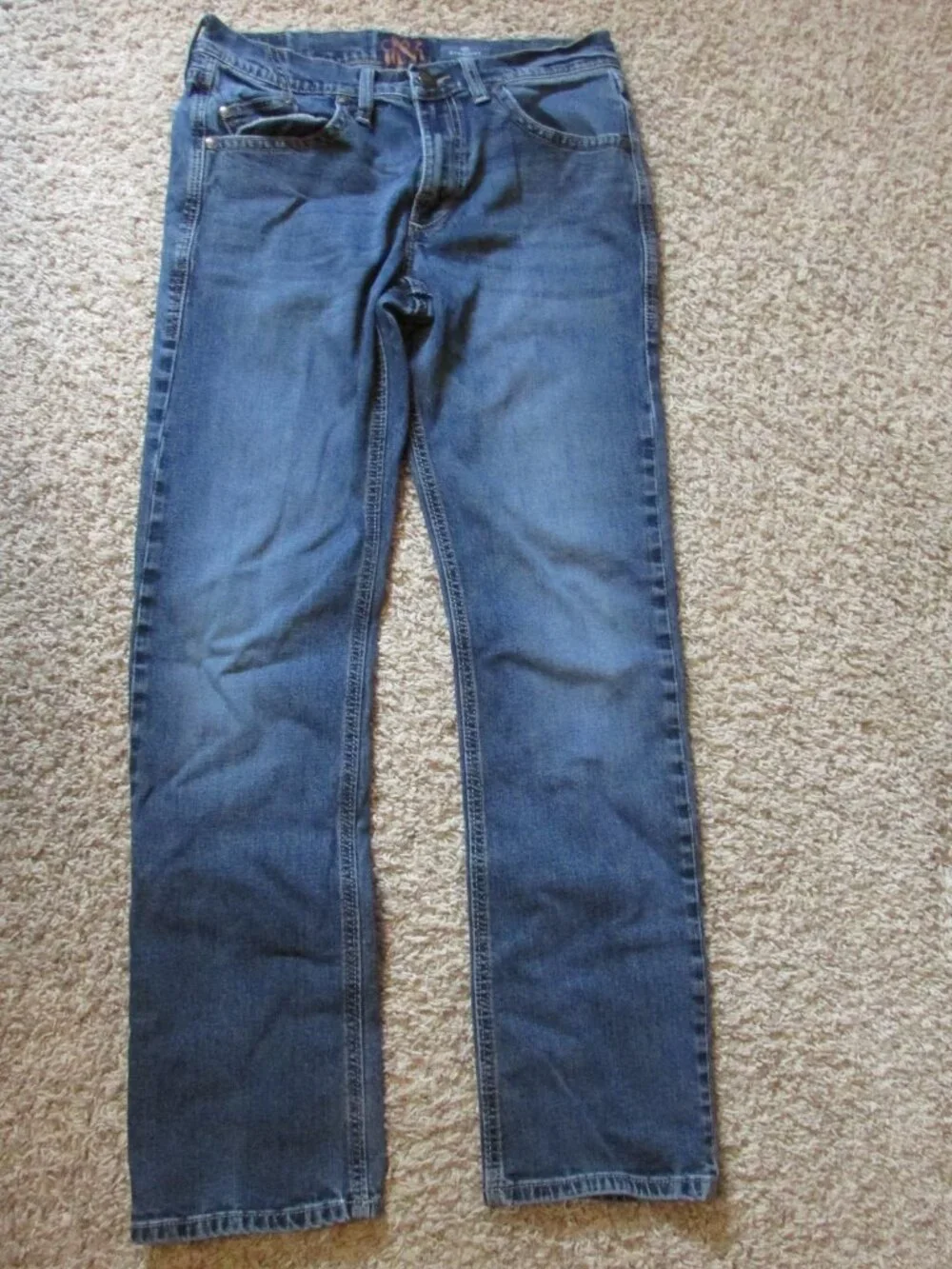 Rock & Republic Straight 32X34 Button Back Pockets Whiskered Jeans